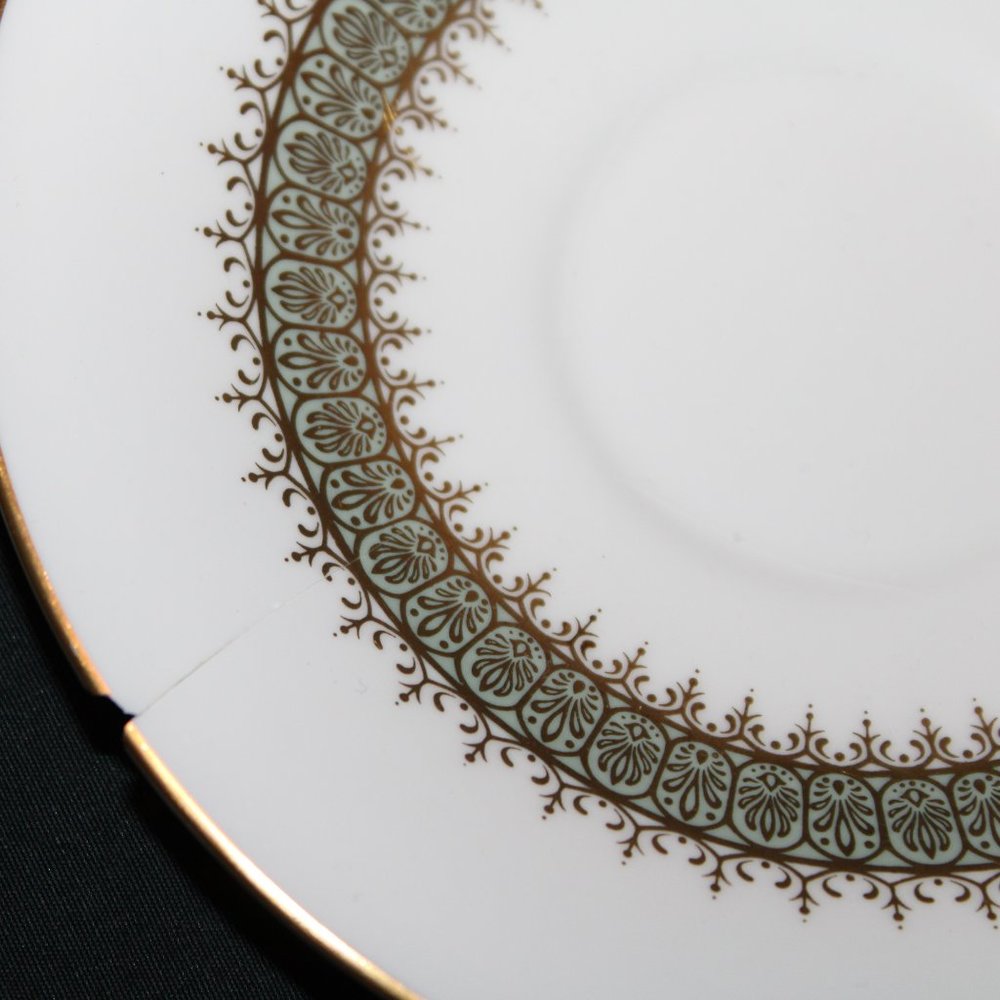 Wedgwood Argyll Bone China 15pc Tea Set - Picture 5 of 16